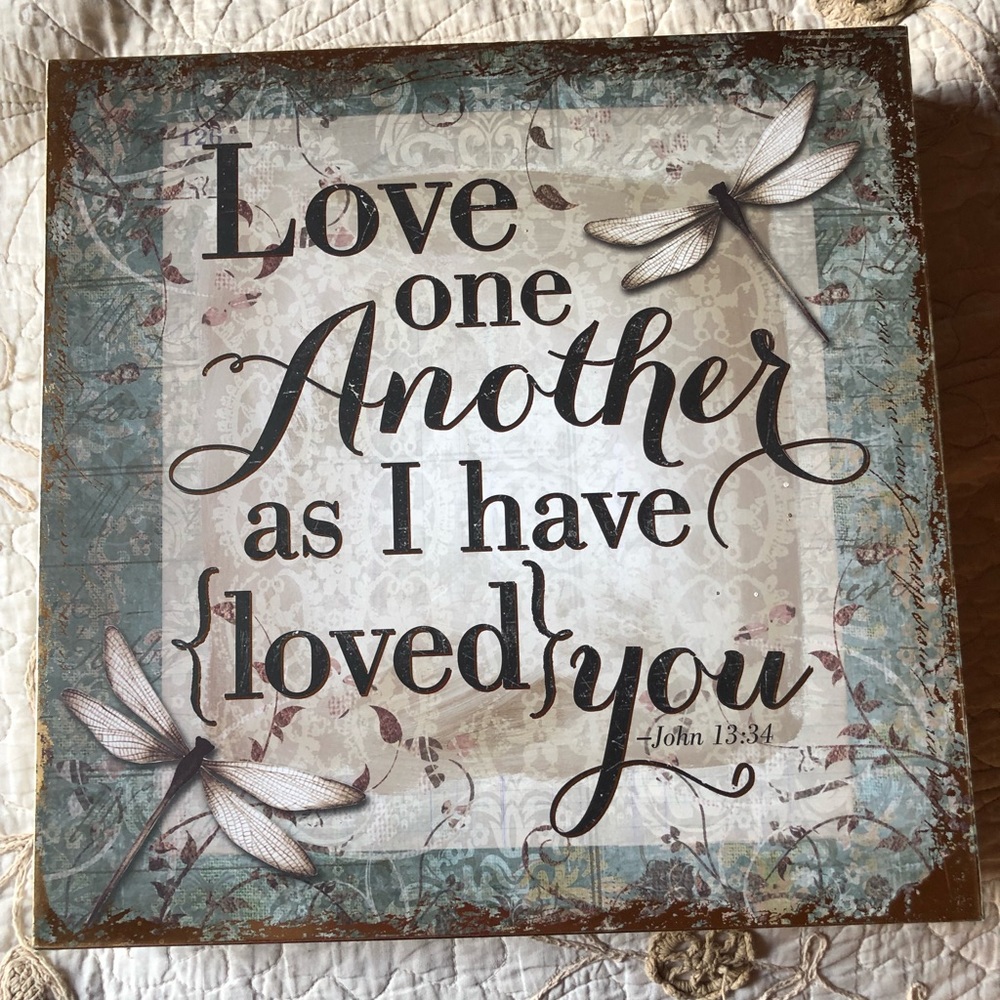 12”x12”, 2 inches deep.